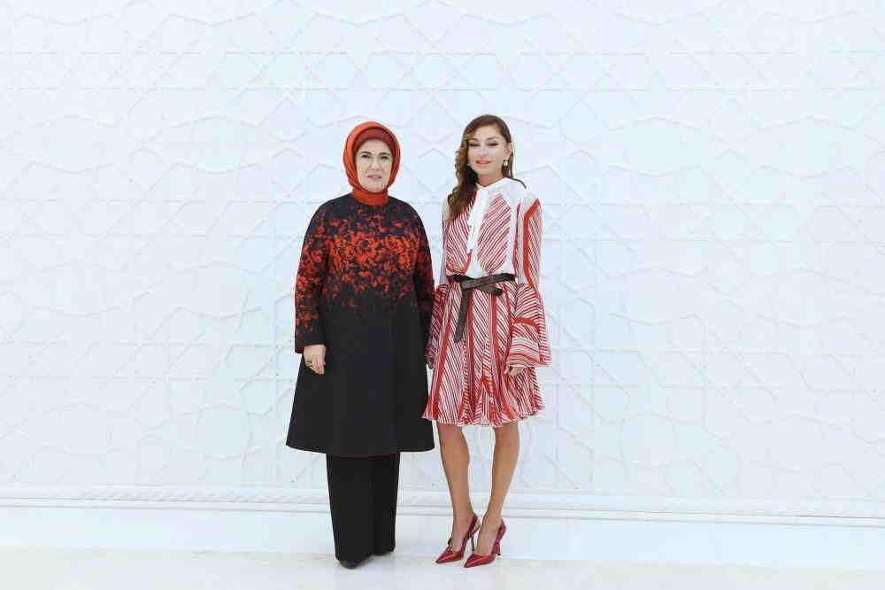 Birinci xanımların görüşündən -  FOTOLAR